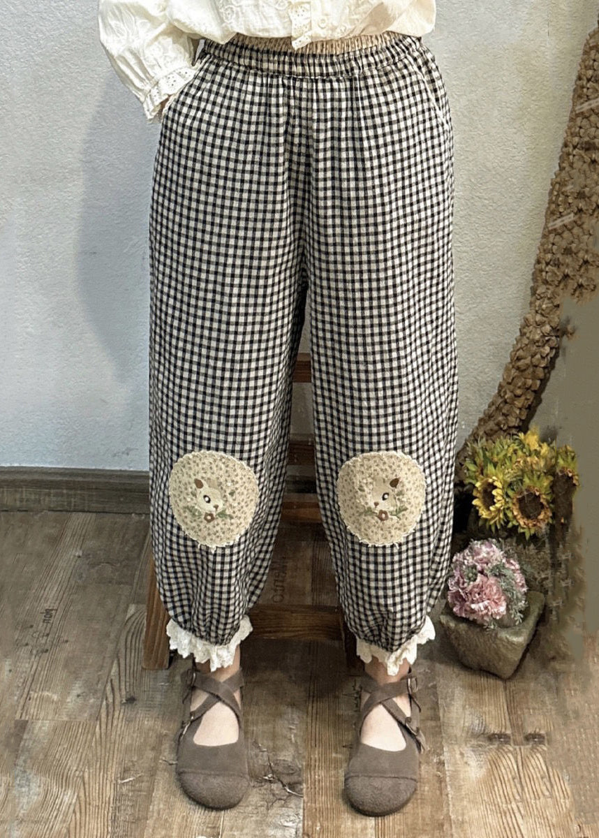 Elegantly Styled Pants for Everyday Wear
