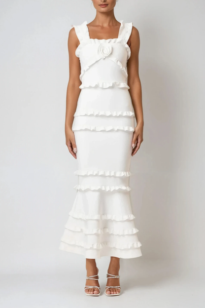 Effortlessly Elegant Dress with a Timeless Design