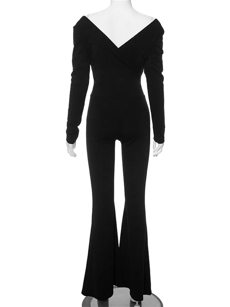 Elegantly Styled Trousers for Everyday Wear
