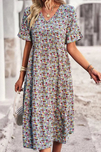 Well Tailored Dress with a Graceful Silhouette