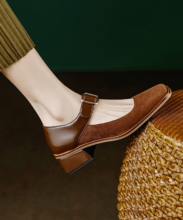 Polished Heels with an Effortless Classic Look
