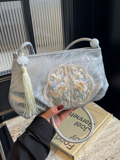 Elegantly Styled Bag for Everyday Wear