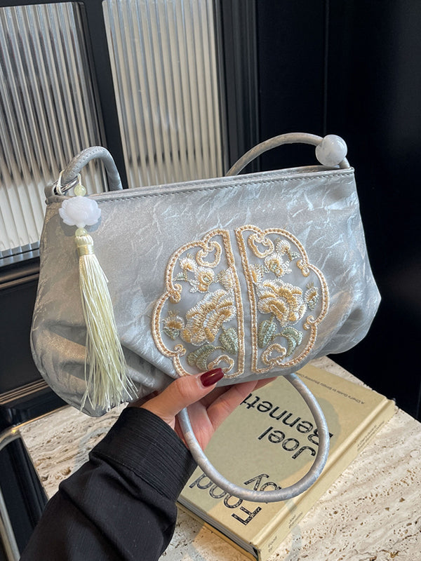 Elegantly Styled Bag for Everyday Wear