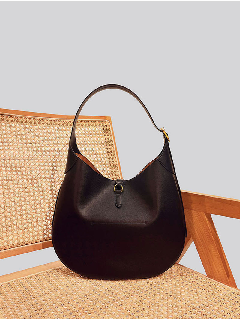 A Vintage Style Bag with Delicate Timeless Details
