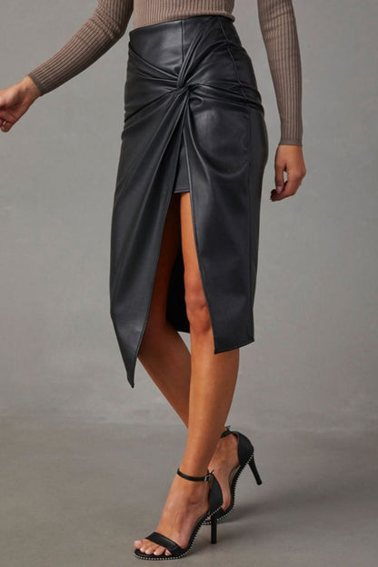 Sophisticated Garment with a Clean Classic Look