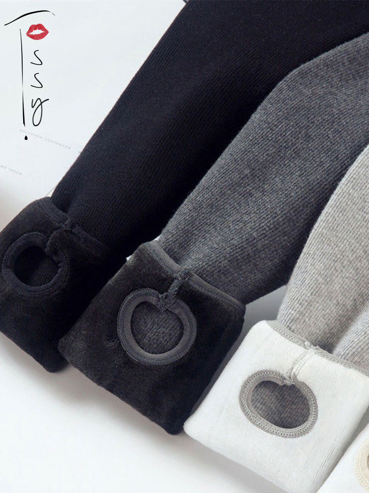 Classic Vintage Pants with a Flattering Fit
