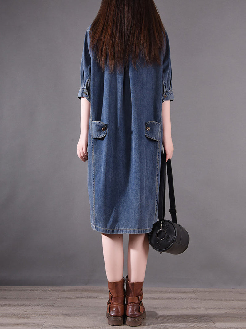 Classic Vintage Dress with a Flattering Fit