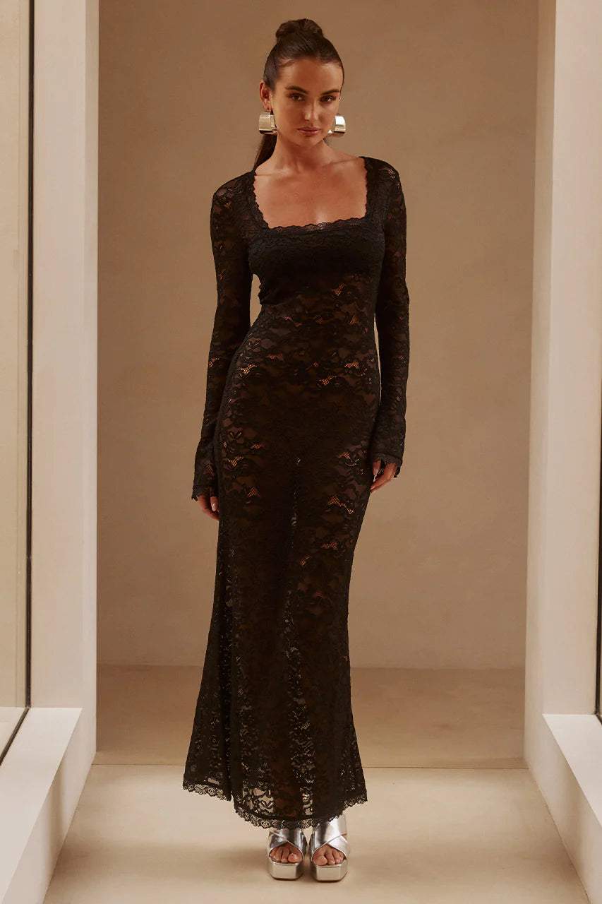 A Vintage Style Dress with Delicate Timeless Details