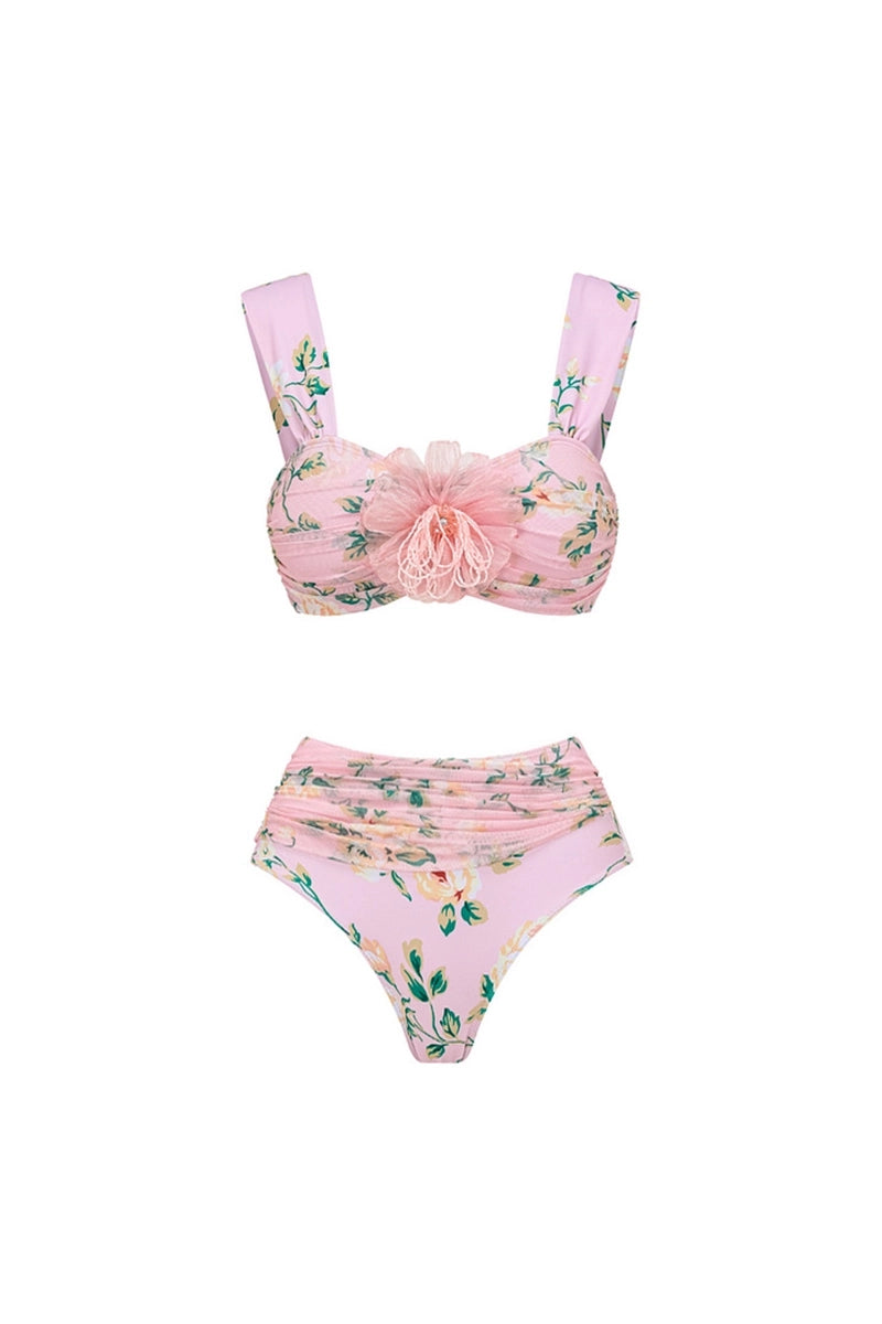 Well Tailored Bikini with a Graceful Silhouette