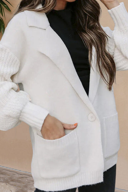 Effortlessly Elegant Cardigan with a Timeless Design
