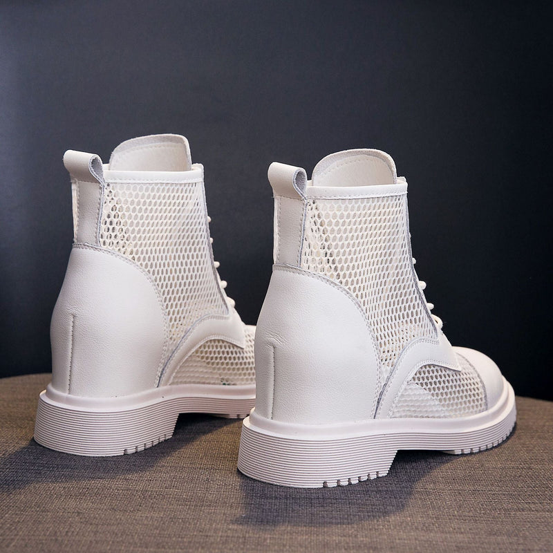 Beautifully Crafted Boots in a Classic Style