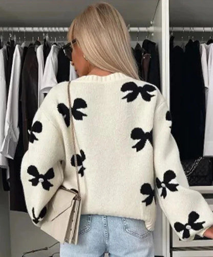 Well Tailored Cardigan with a Graceful Silhouette