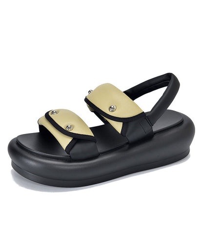 Well Tailored Sandals with a Graceful Silhouette