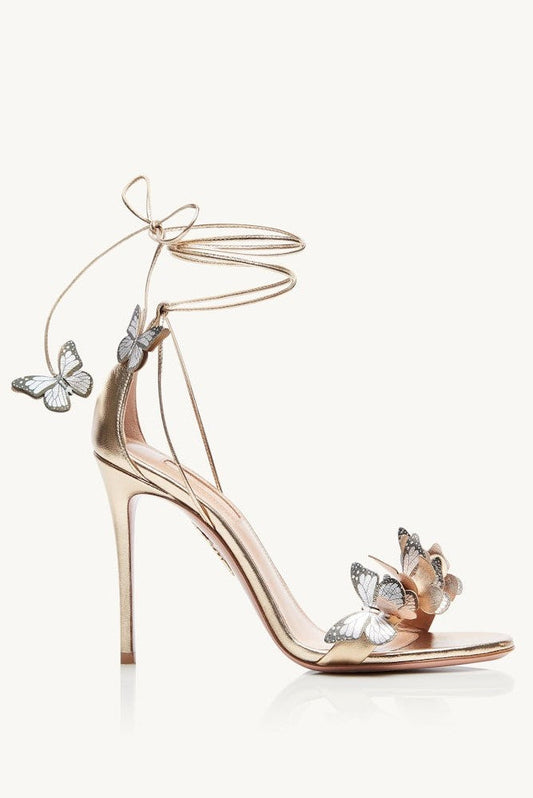 Well Tailored Sandals with a Graceful Silhouette