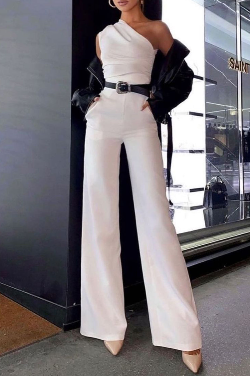 Well Tailored Garment with a Graceful Silhouette