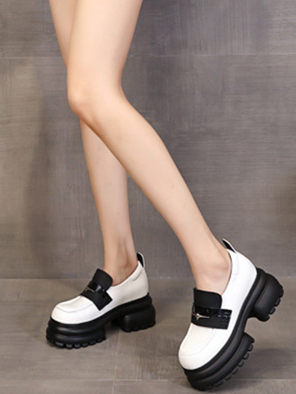 A Vintage Style Shoes with Delicate Timeless Details