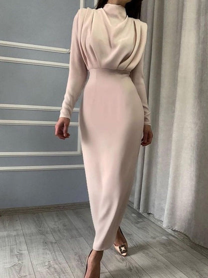 Effortlessly Elegant Dress with a Timeless Design