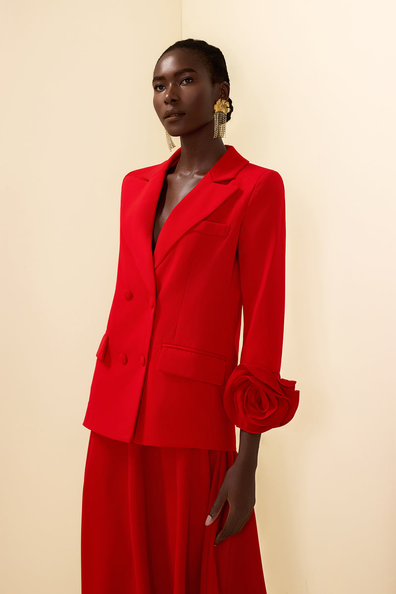 Effortlessly Elegant Garment with a Timeless Design