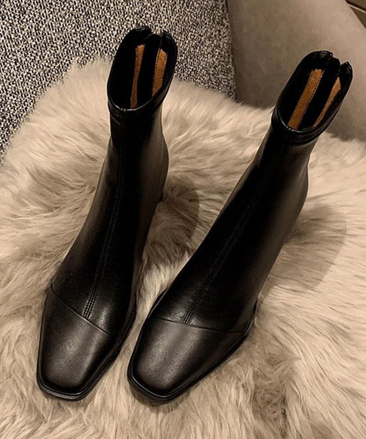 Beautifully Finished Boots in a Timeless Design