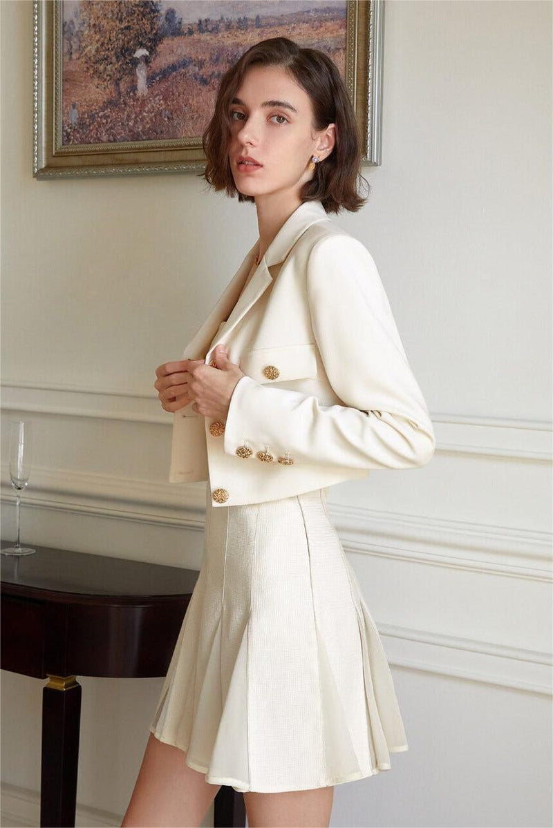 Classic Vintage Garment with a Flattering Fit