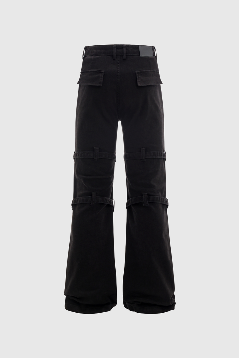 Effortlessly Elegant Garment with a Timeless Design