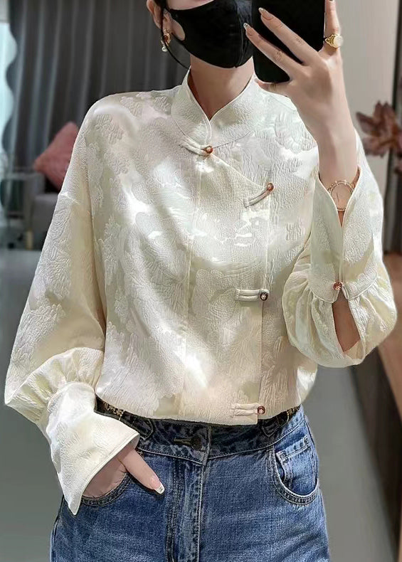 Polished Blouse with an Effortless Classic Look
