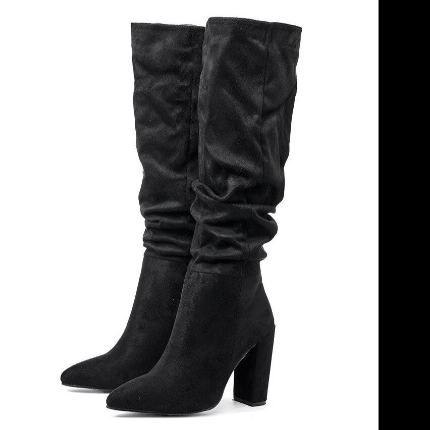 Classic Vintage Boots with a Flattering Fit