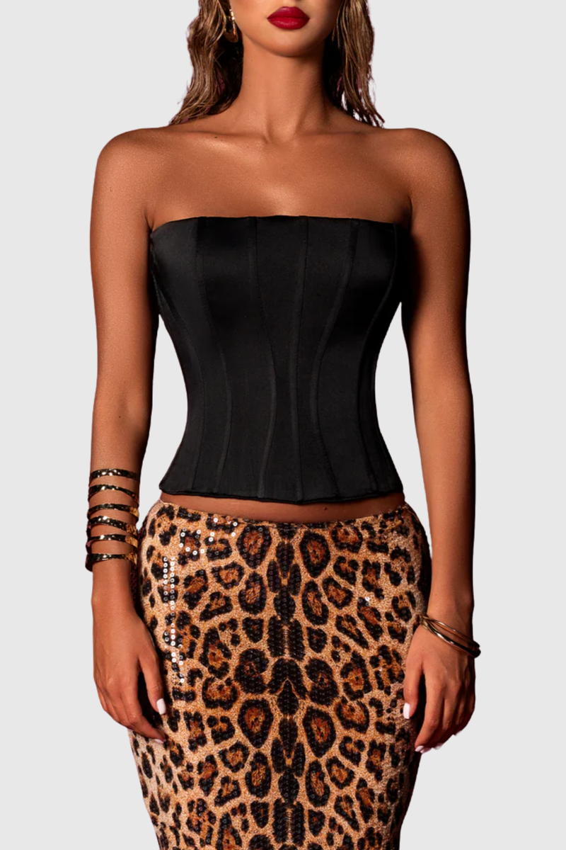 Sophisticated Garment with a Clean Classic Look