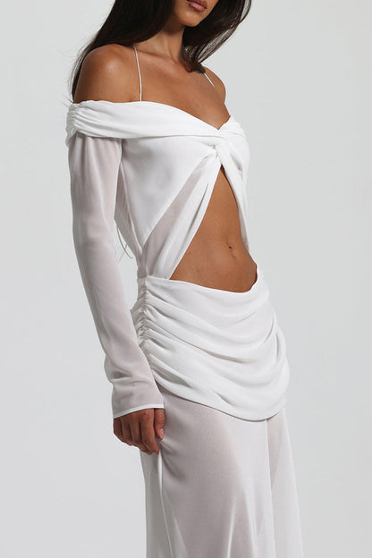 A Vintage Style Dress with Delicate Timeless Details