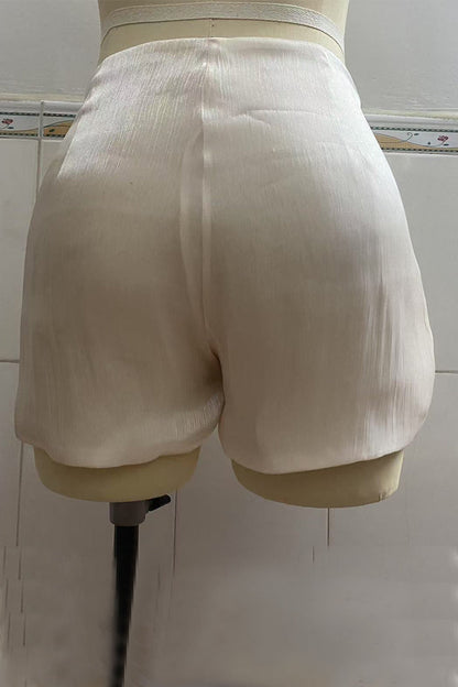 Classic Vintage & Enduringly Stylish Garment
