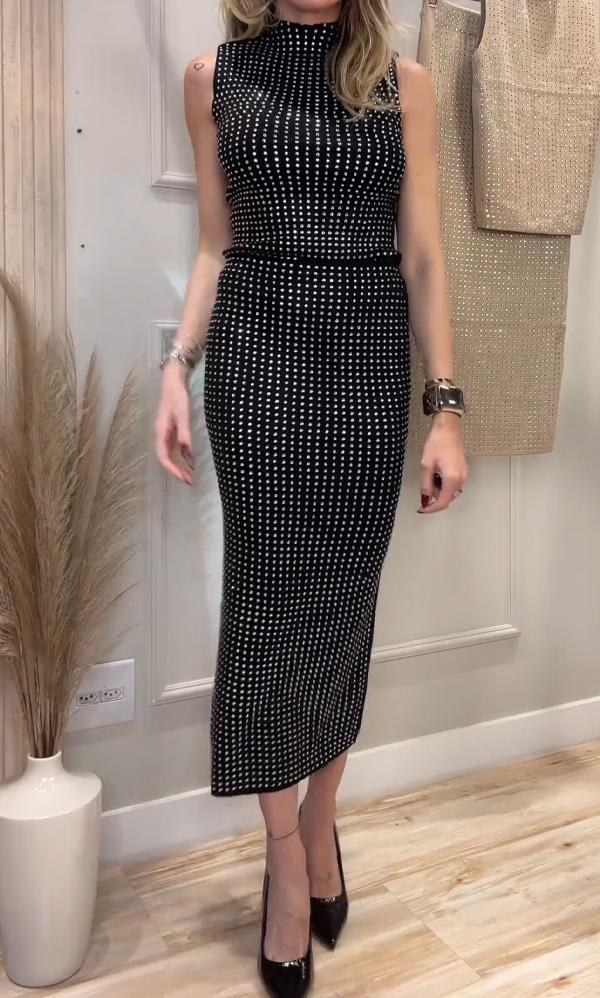 Polished Dress with an Effortless Classic Look