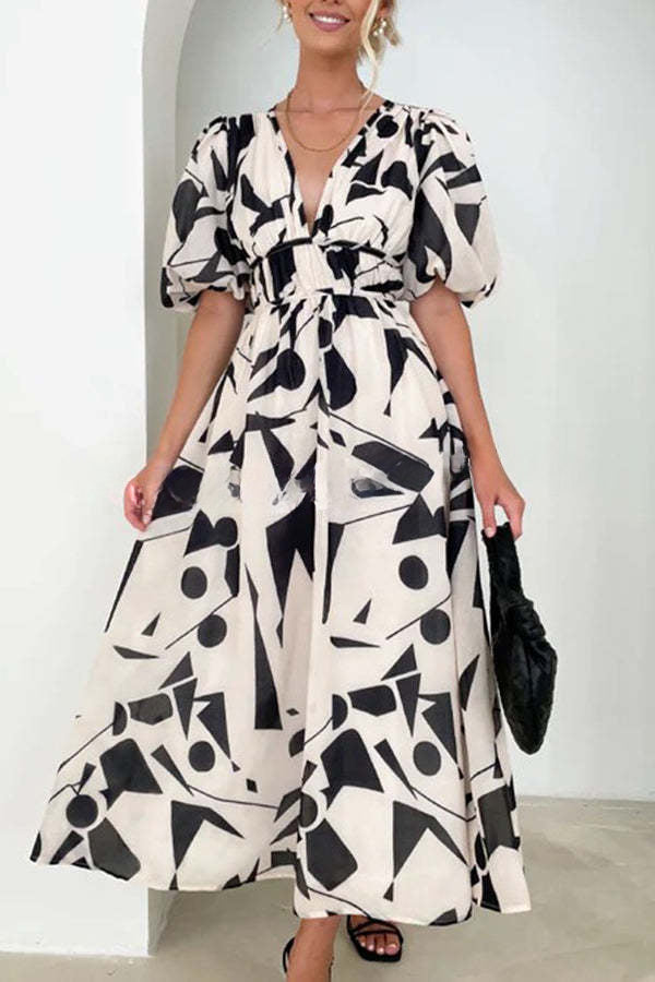 Gracefully Styled Dress for Any Occasion