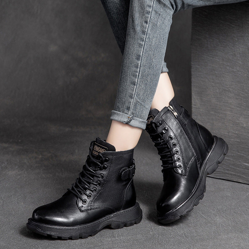 Well Tailored Boots with a Graceful Silhouette