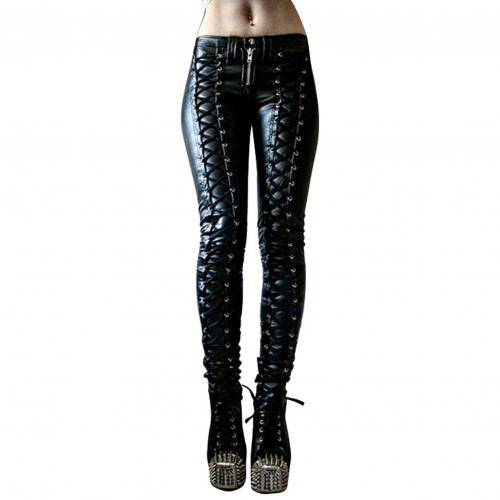 Beautifully Finished Pants in a Timeless Design