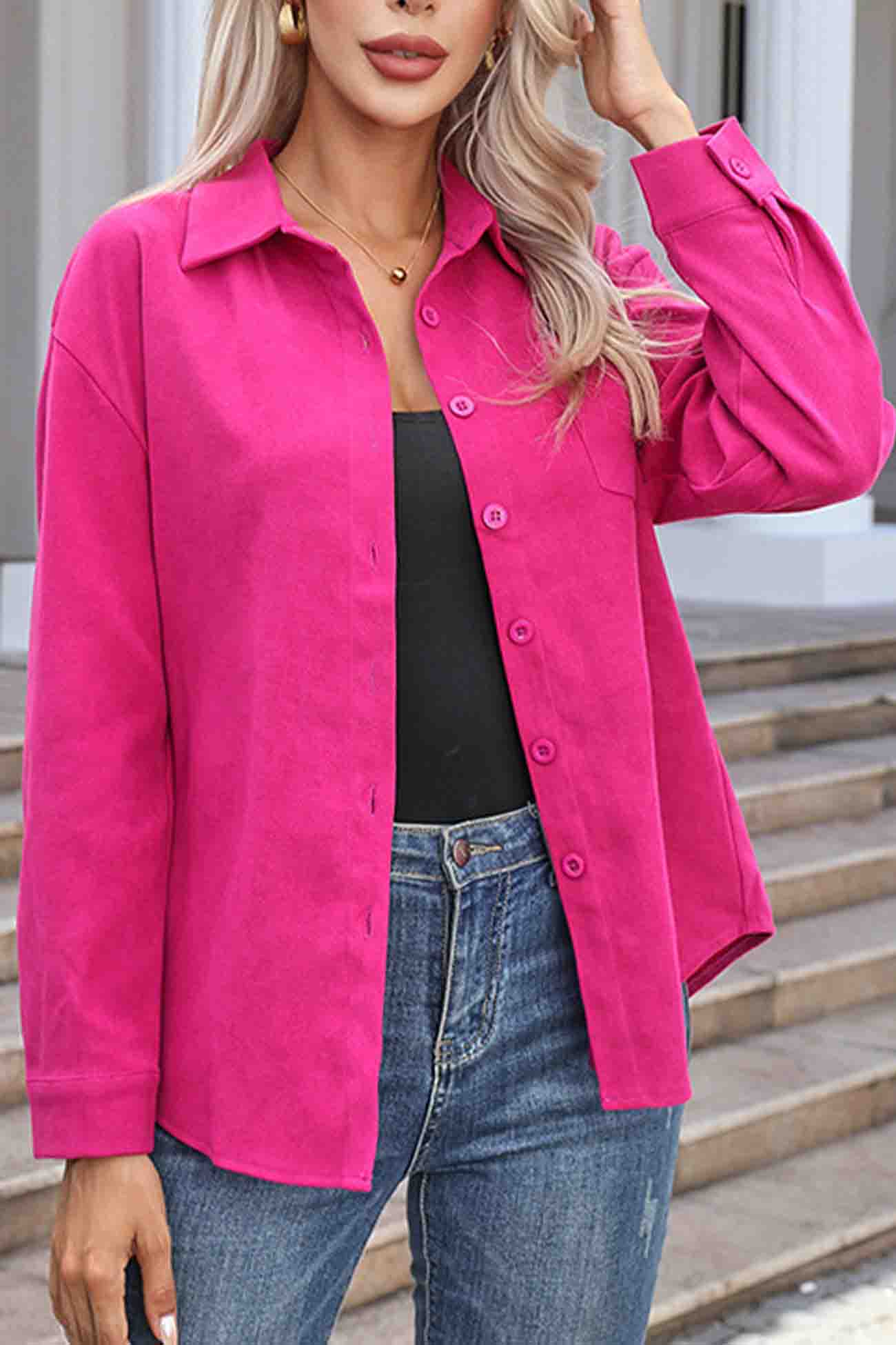 Well Tailored Blouse with a Graceful Silhouette