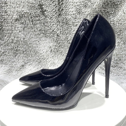 A Vintage Style Shoes with Delicate Timeless Details