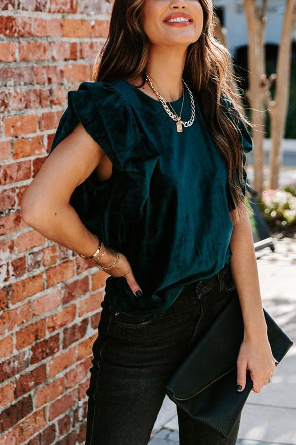 Polished Top with an Effortless Classic Look