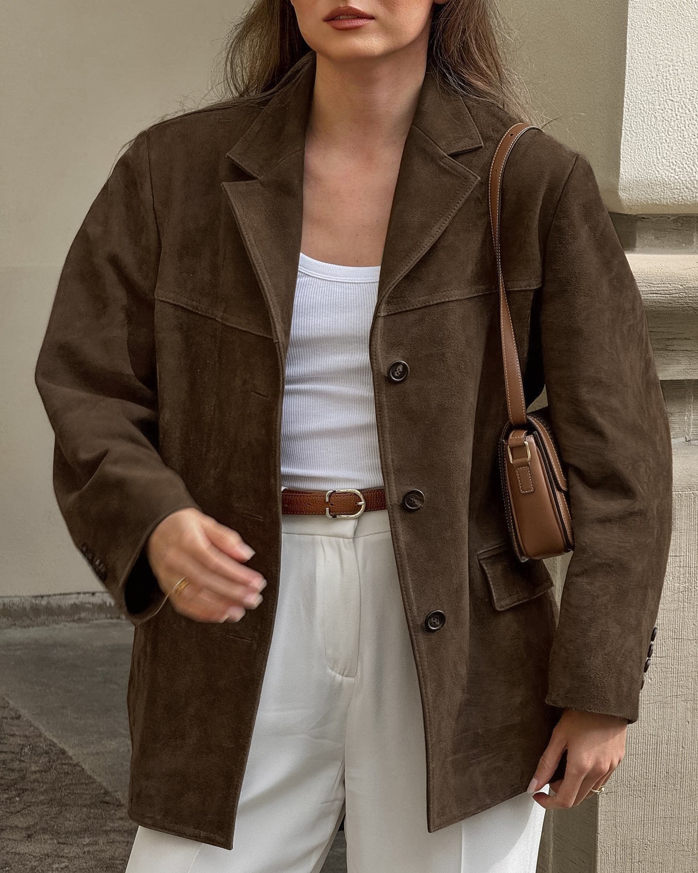 Effortlessly Elegant Jacket with a Timeless Design