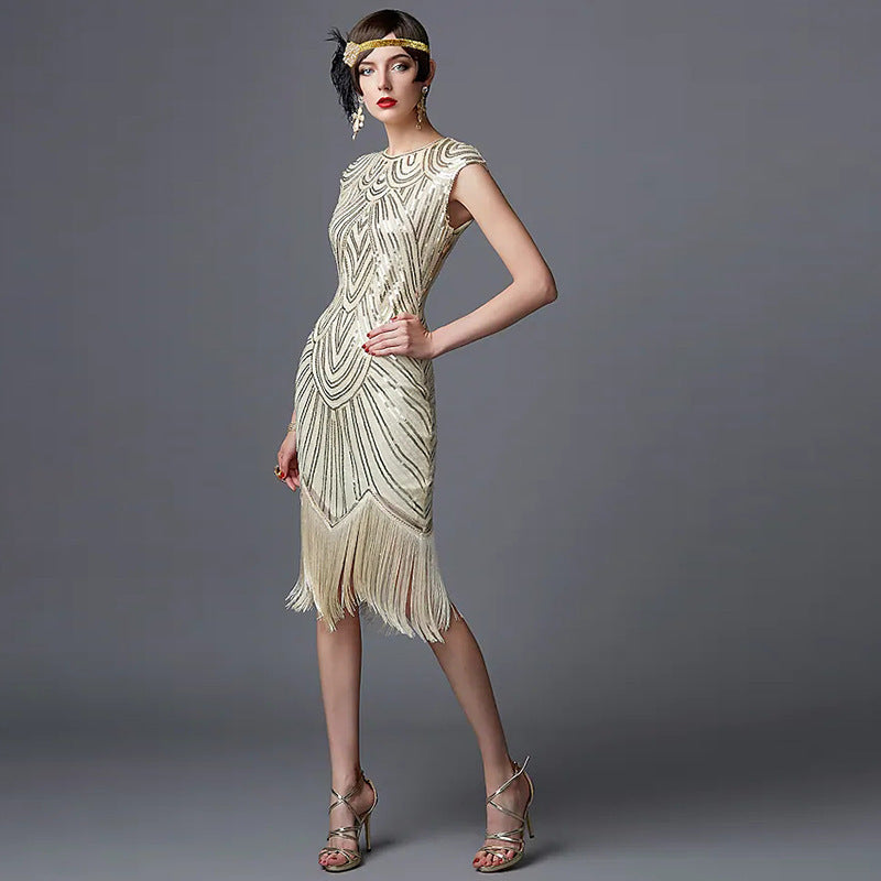 Well Tailored Dress with a Graceful Silhouette