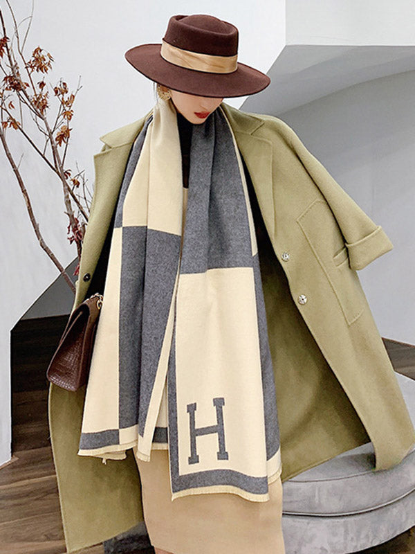 Sophisticated Garment with a Clean Classic Look