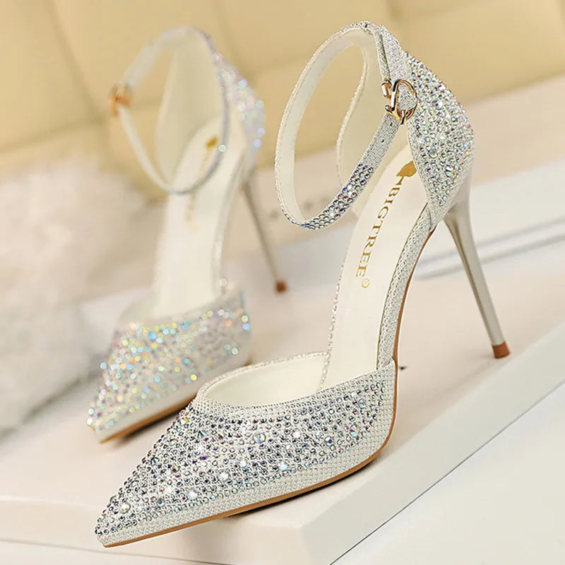 Elegantly Styled Heels for Everyday Wear