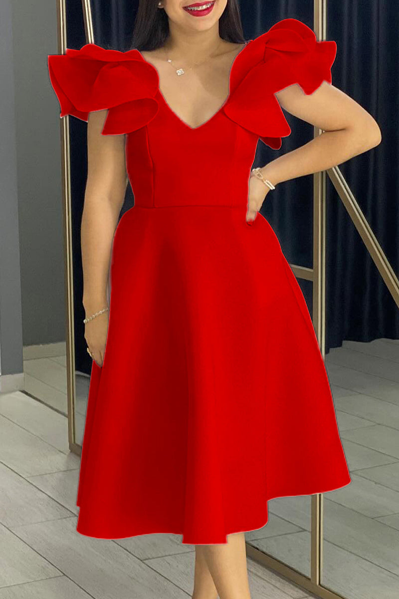 Beautifully Finished Dress in a Timeless Design