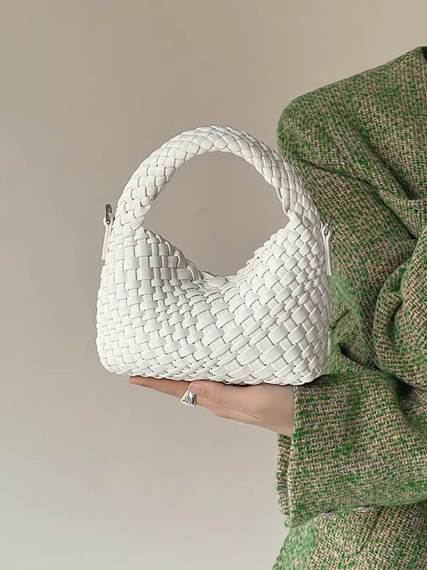 Beautifully Finished Bag in a Timeless Design