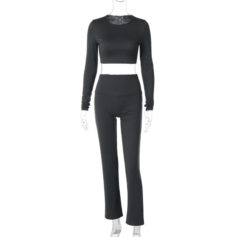 Effortlessly Elegant Pants with a Timeless Design