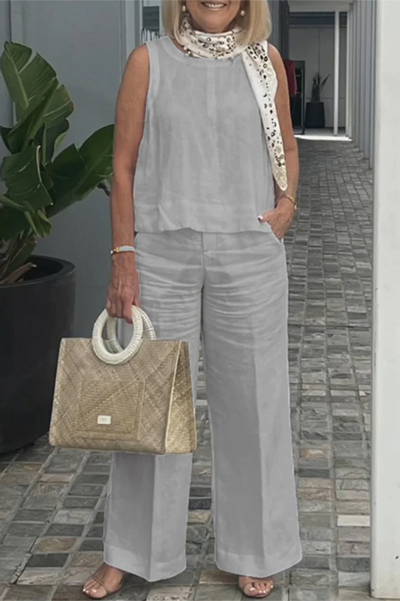 Sophisticated Garment with a Clean Classic Look