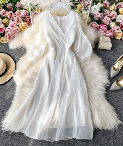 Classic Vintage & Enduringly Stylish Dress