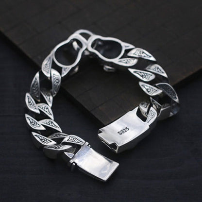 Beautifully Crafted Garment in a Classic Style