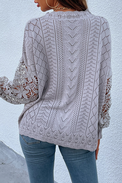 Well Tailored Sweater with a Graceful Silhouette
