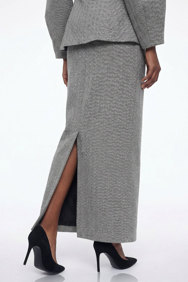 Sophisticated Garment with a Clean Classic Look