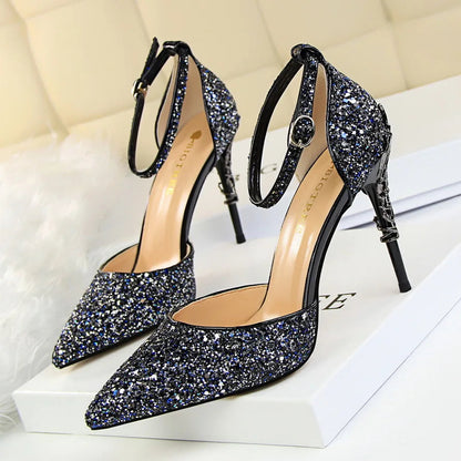 Gracefully Styled Garment for Any Occasion